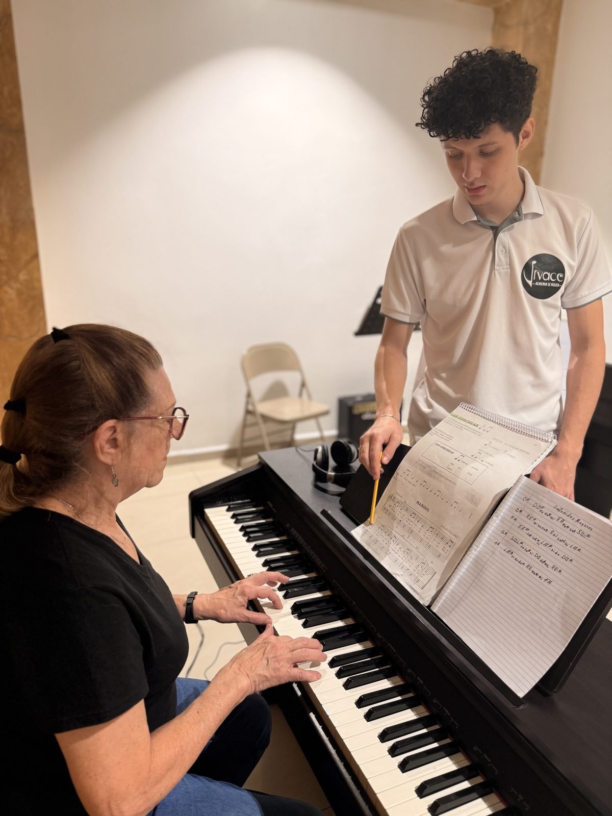 Clase de piano en Academia Vivace